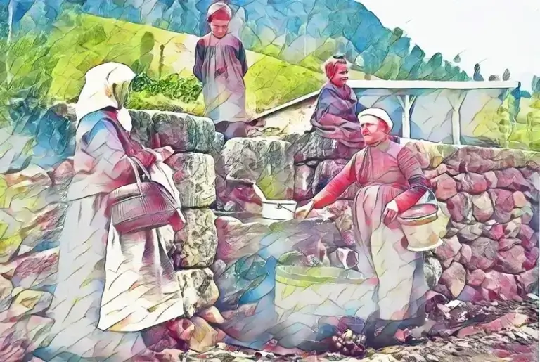 Femmes à la fontaine dans le Cantal (d'après une carte postale ancienne)